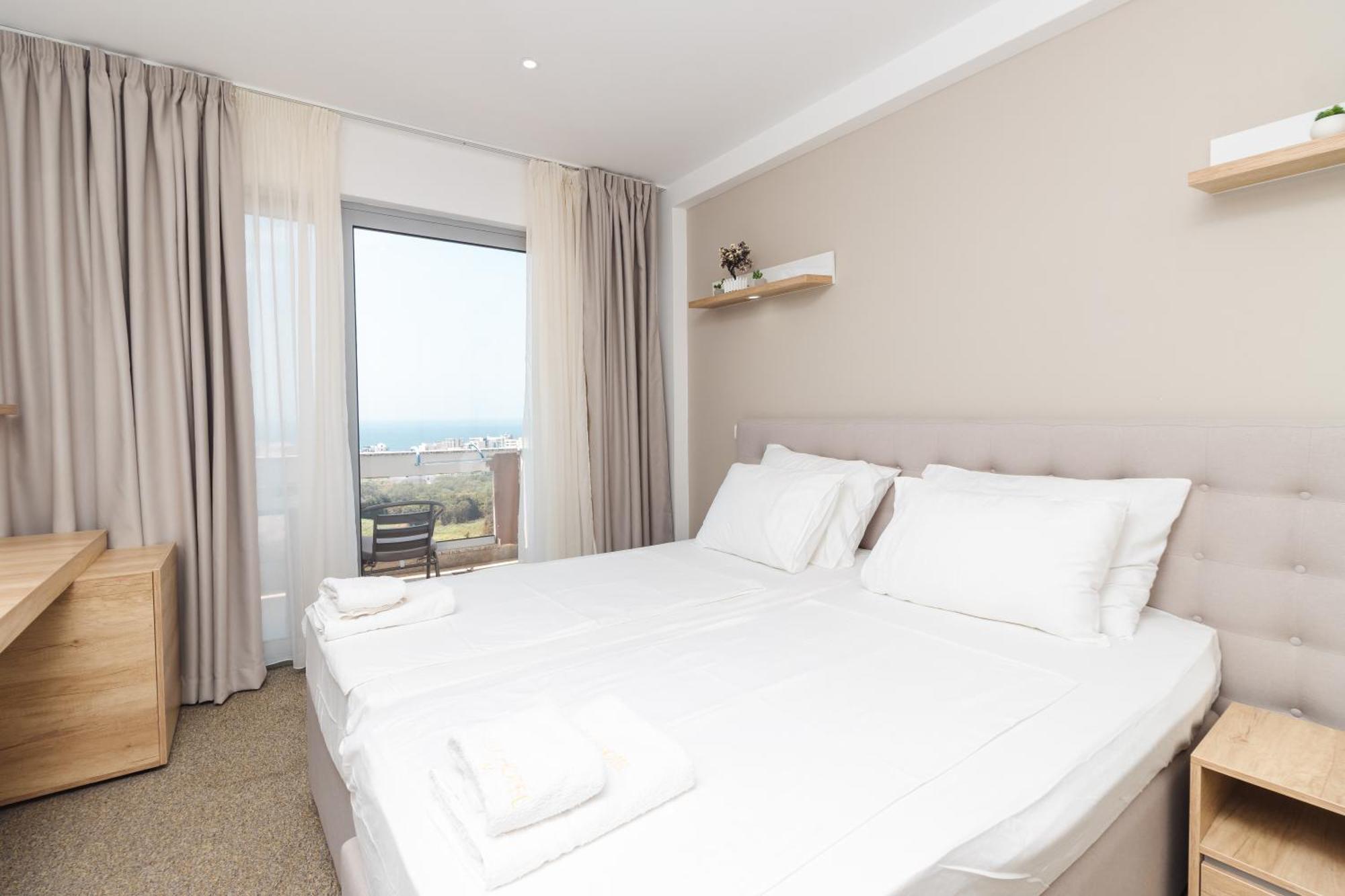 Lux Hotel M دوبرا فوفا المظهر الخارجي الصورة