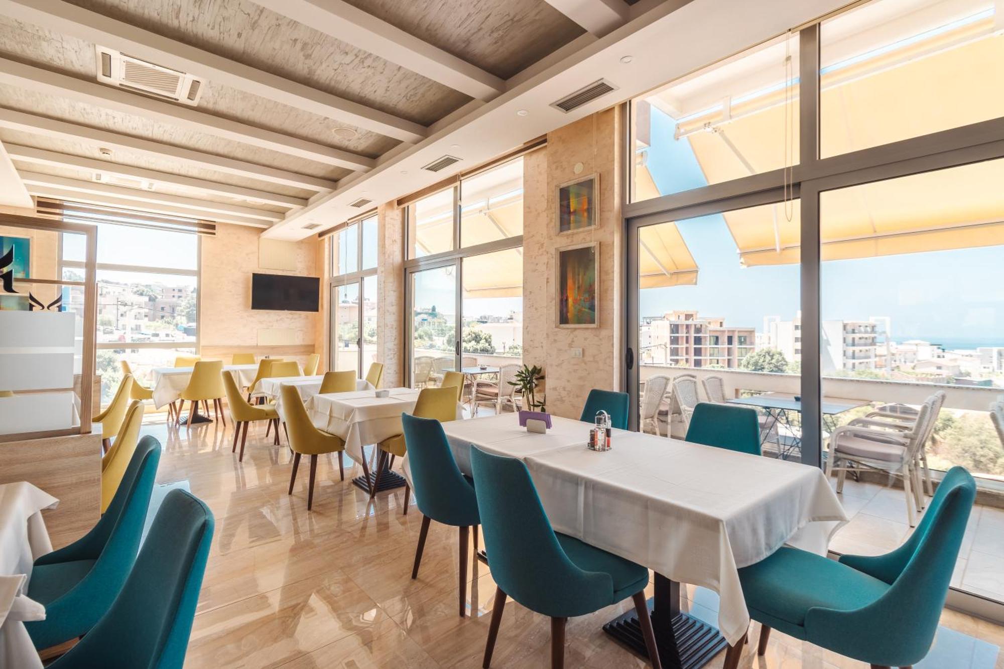Lux Hotel M دوبرا فوفا المظهر الخارجي الصورة